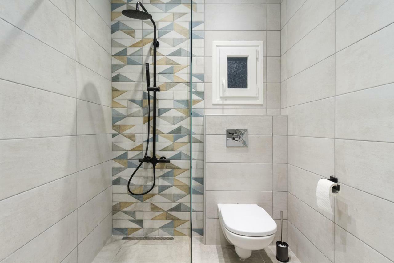 Nordic Design 5Star Apartment Thessaloniki Exterior photo
